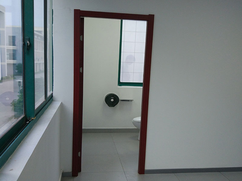 郑州玻璃隔断-办公室玻璃隔断装修效果图