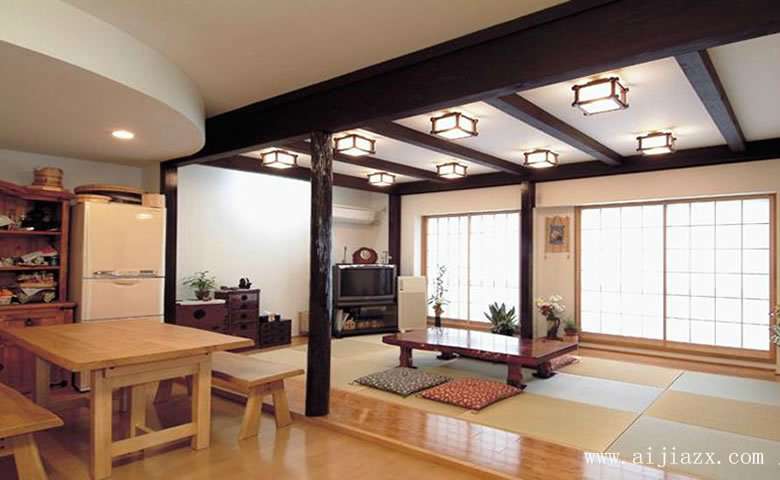简单质朴的日式风格大户型客厅装修效果图