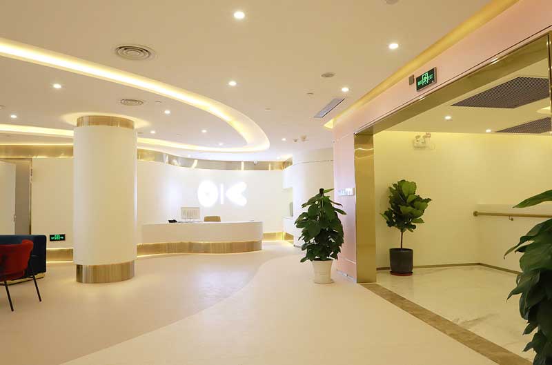 通过整形医院装修呈现出简约、舒适的环境，郑州整形医院装修